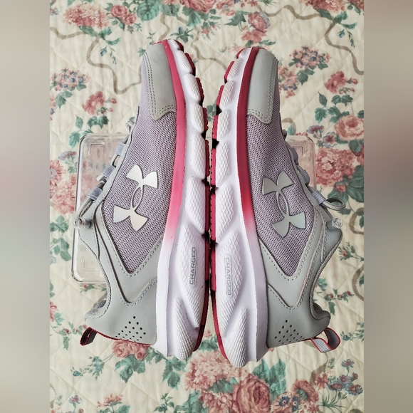 Under Armour Charged Assert womens leather sneakers size 8 1/2 FREE SHIPPING - Picture 9 of 11